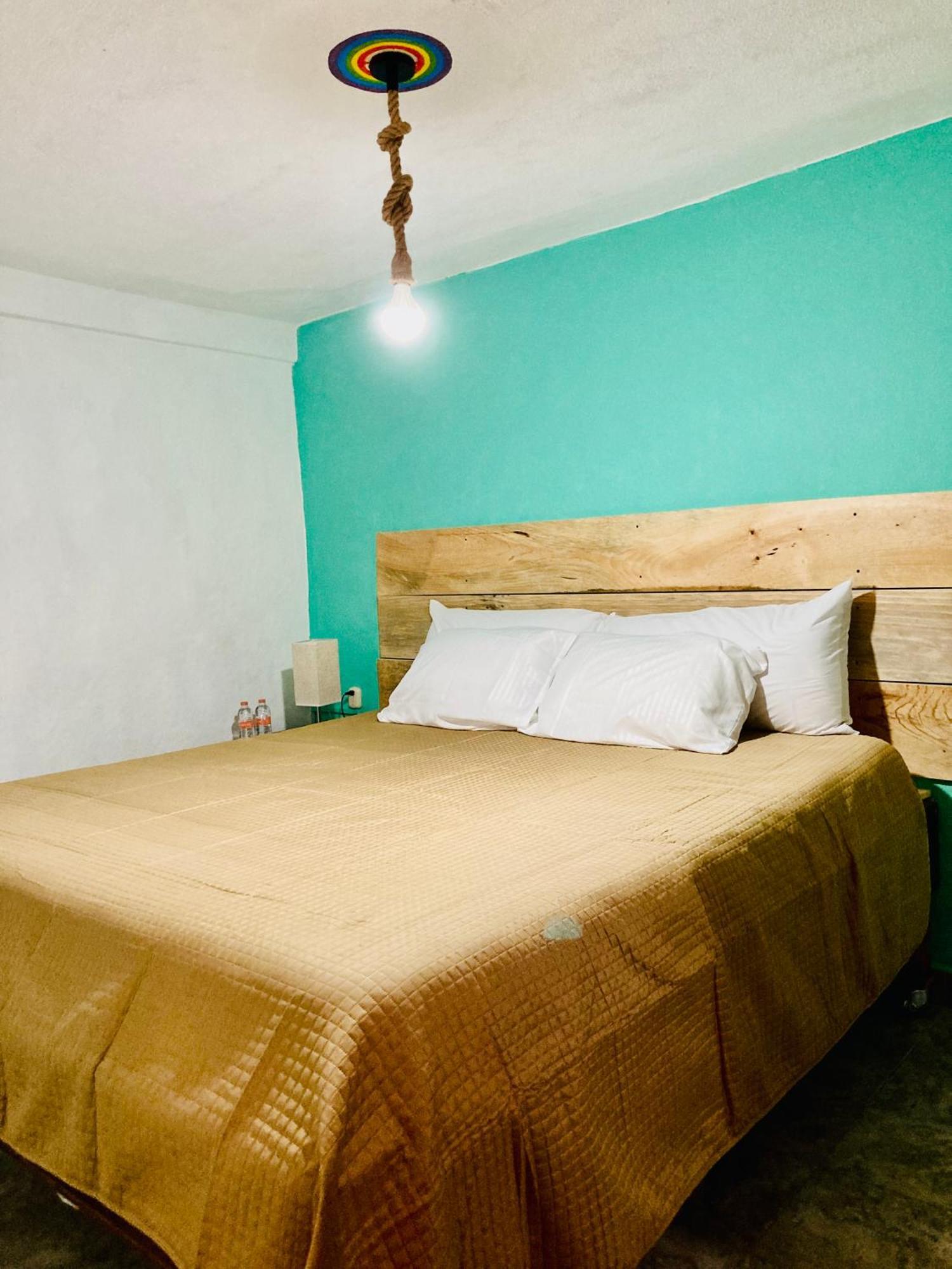 Alhambra Hotel - San Cristóbal de Las Casas מראה חיצוני תמונה