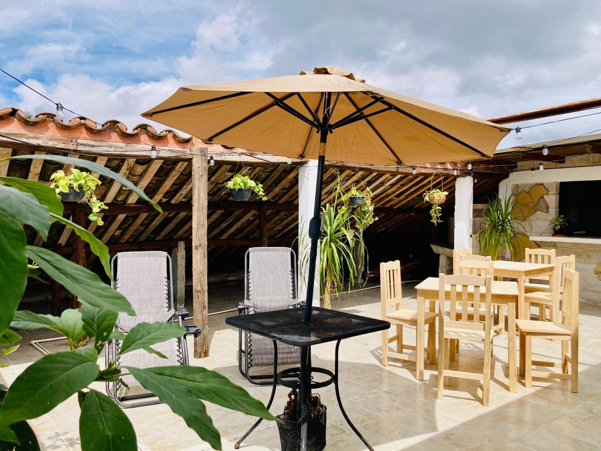 Alhambra Hotel - San Cristóbal de Las Casas מראה חיצוני תמונה