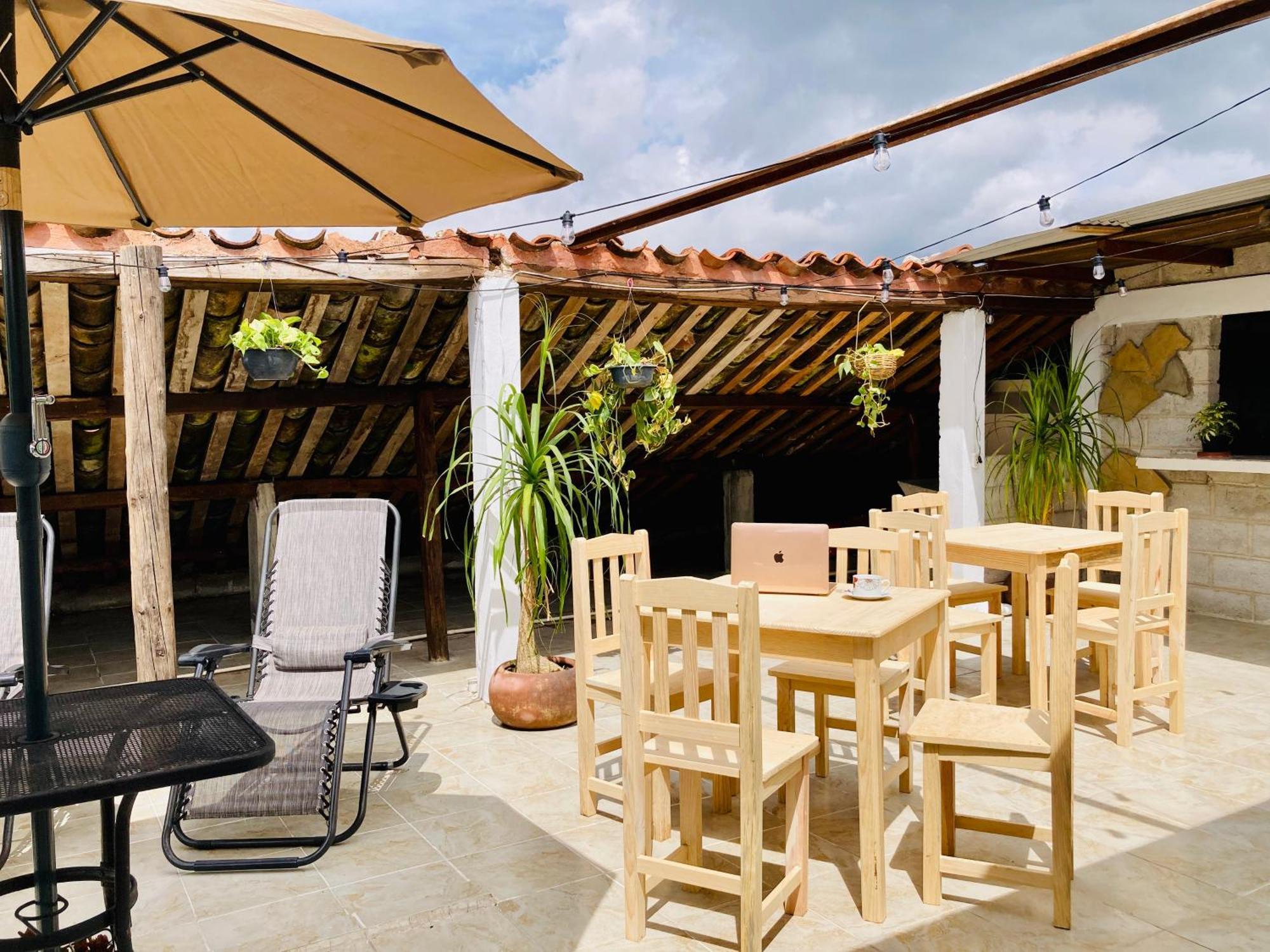 Alhambra Hotel - San Cristóbal de Las Casas מראה חיצוני תמונה