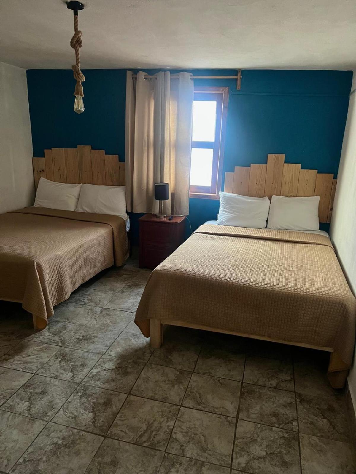 Alhambra Hotel - San Cristóbal de Las Casas מראה חיצוני תמונה